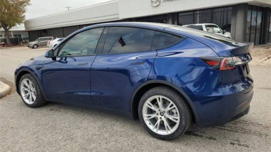 2022 Tesla Model Y 7SAYGDEE0NF310493