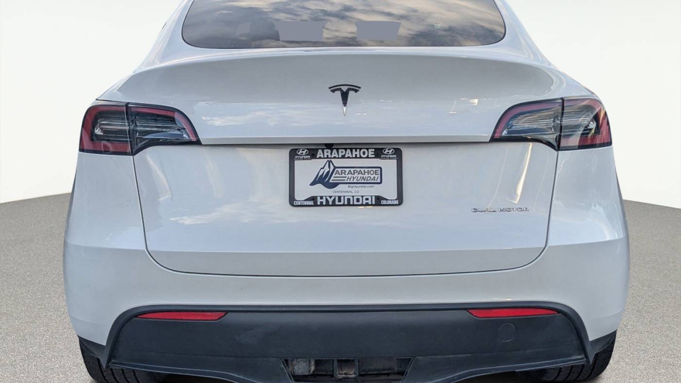 2023 Tesla Model Y 7SAYGDEE2PF710932