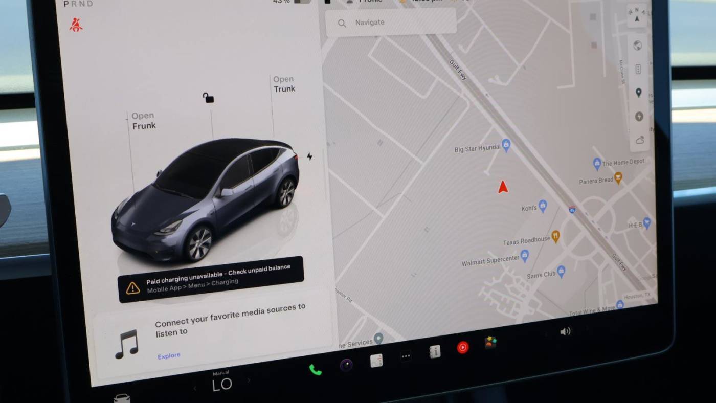 2023 Tesla Model Y 7SAYGDEE4PA208419