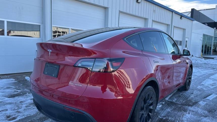 2023 Tesla Model Y 7SAYGAEE0PF708305