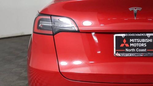 2022 Tesla Model Y 7SAYGDEE1NF443537