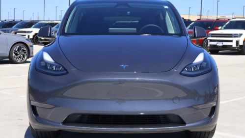 2023 Tesla Model Y 7SAYGDEE4PA208419