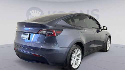 2022 Tesla Model Y 7SAYGDEE5NF357485