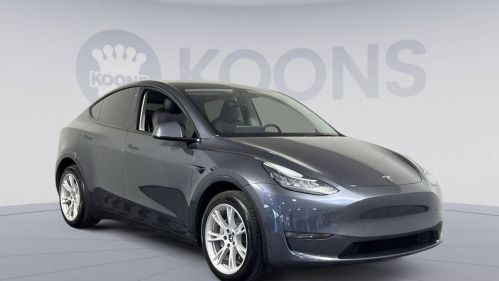 2022 Tesla Model Y 7SAYGDEE5NF357485