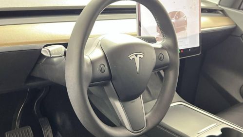 2022 Tesla Model Y 7SAYGDEE5NF357485