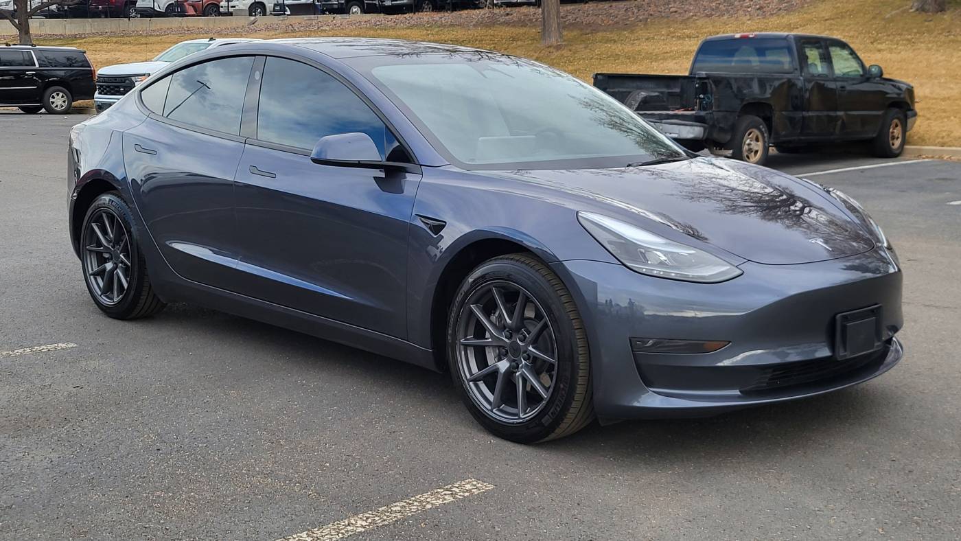 2023 Tesla Model 3 5YJ3E1EA3PF682583