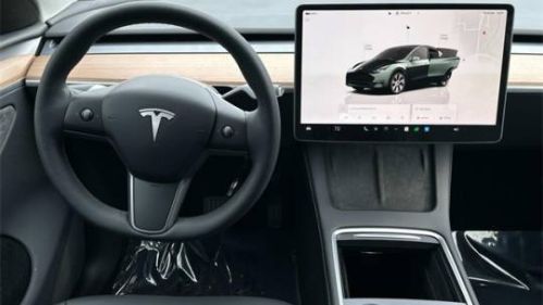 2023 Tesla Model Y 7SAYGDEE4PA172425