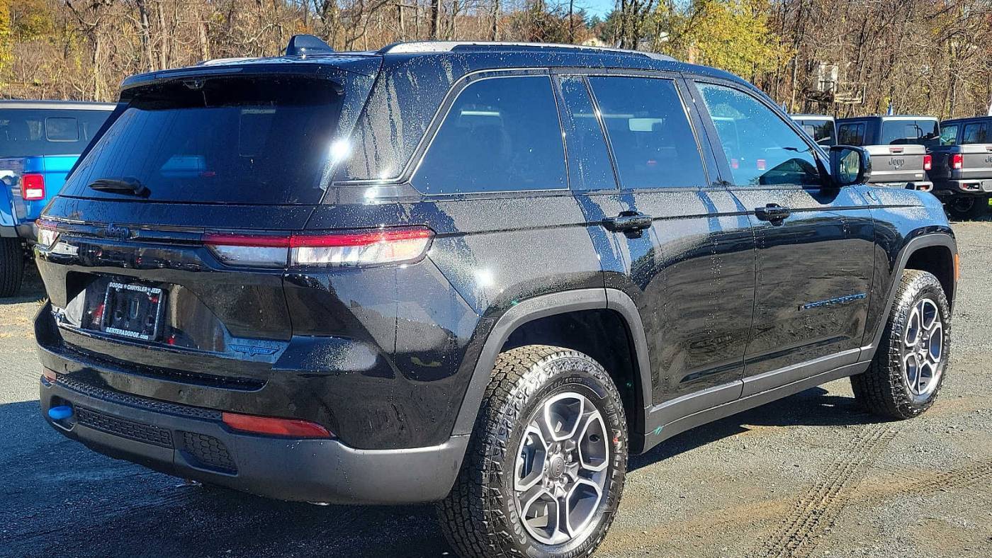 2023 Jeep Grand Cherokee 1C4RJYC63P8908358