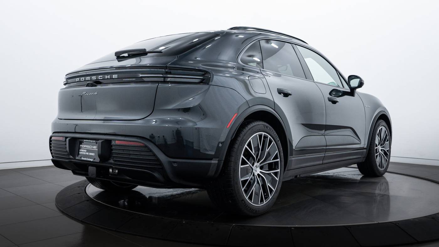 2024 Porsche Macan Electric WP1AA2XA9RL000467