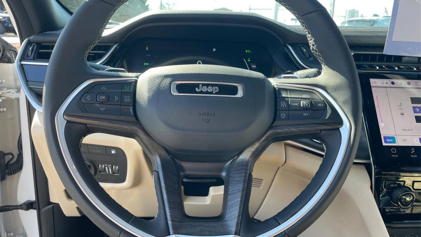 2023 Jeep Grand Cherokee 1C4RJYB66PC650688