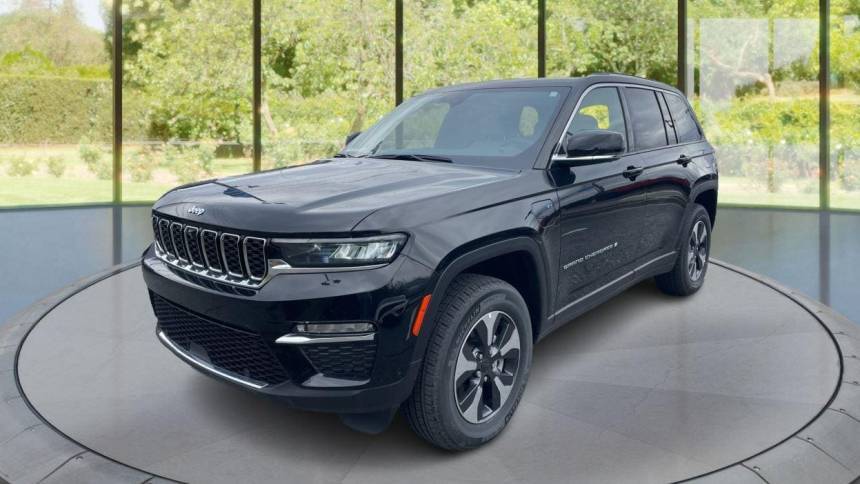 2023 Jeep Grand Cherokee 1C4RJYB66PC650772