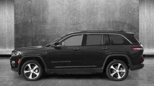 2025 Jeep Grand Cherokee 1C4RJYB62S8678550