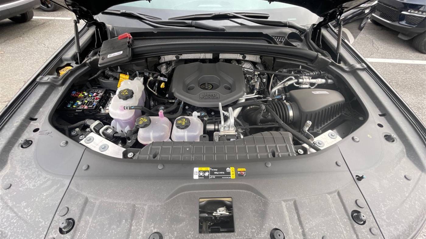 2023 Jeep Grand Cherokee 1C4RJYB66PC650772