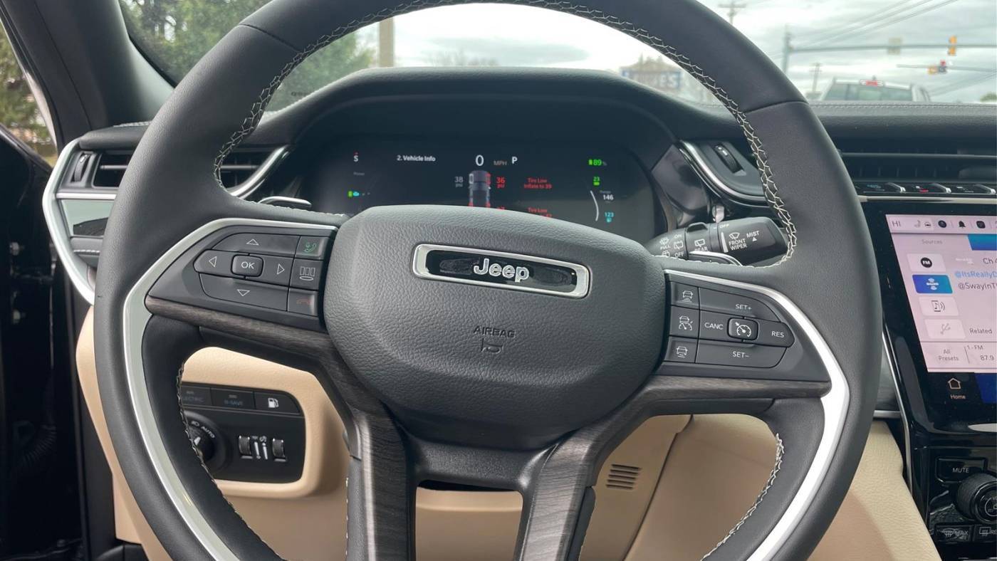 2023 Jeep Grand Cherokee 1C4RJYB66PC650772