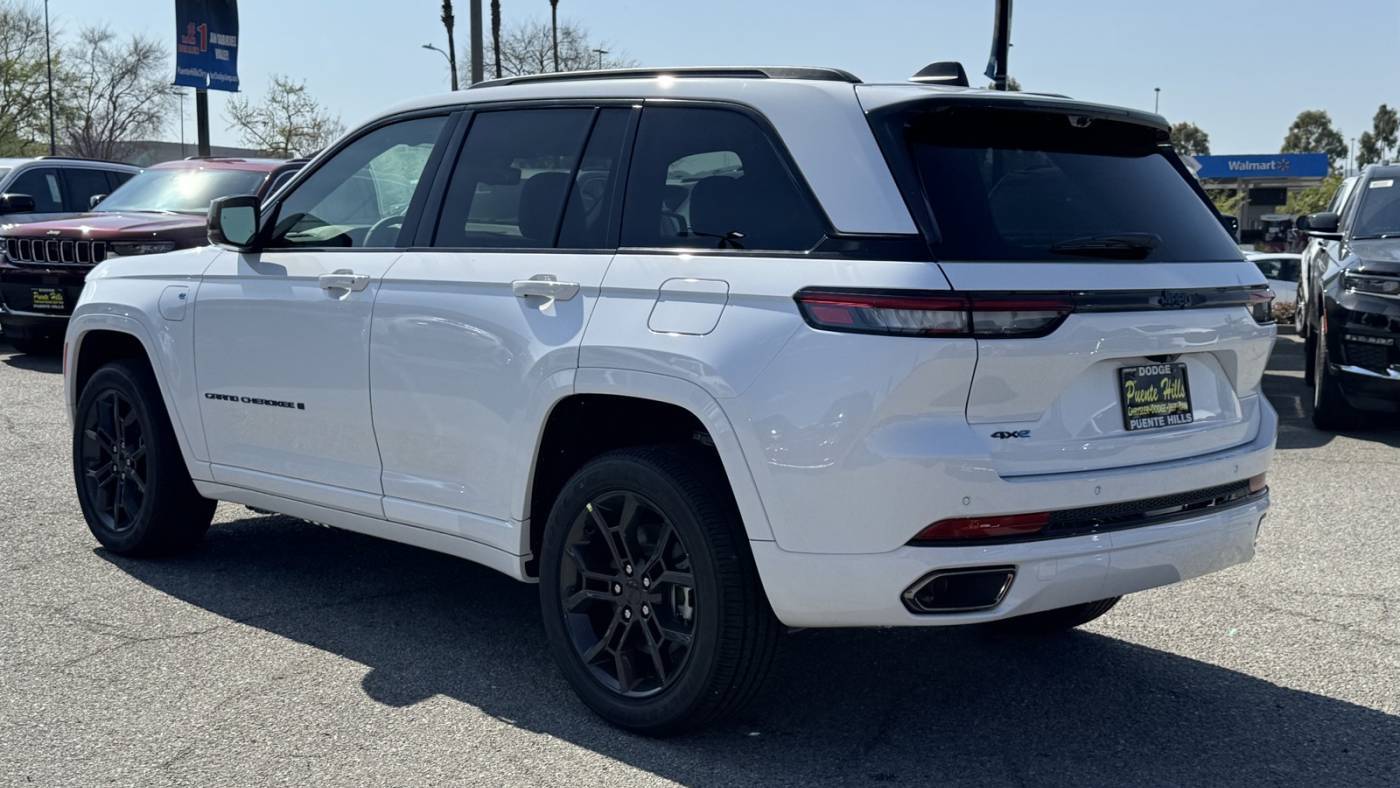 2025 Jeep Grand Cherokee 1C4RJYB68S8664281