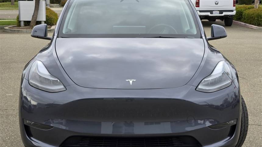 2023 Tesla Model Y 7SAYGDEE5PF963226