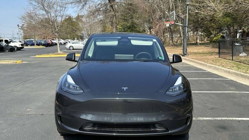 2024 Tesla Model Y 7SAYGDEE4RA280823
