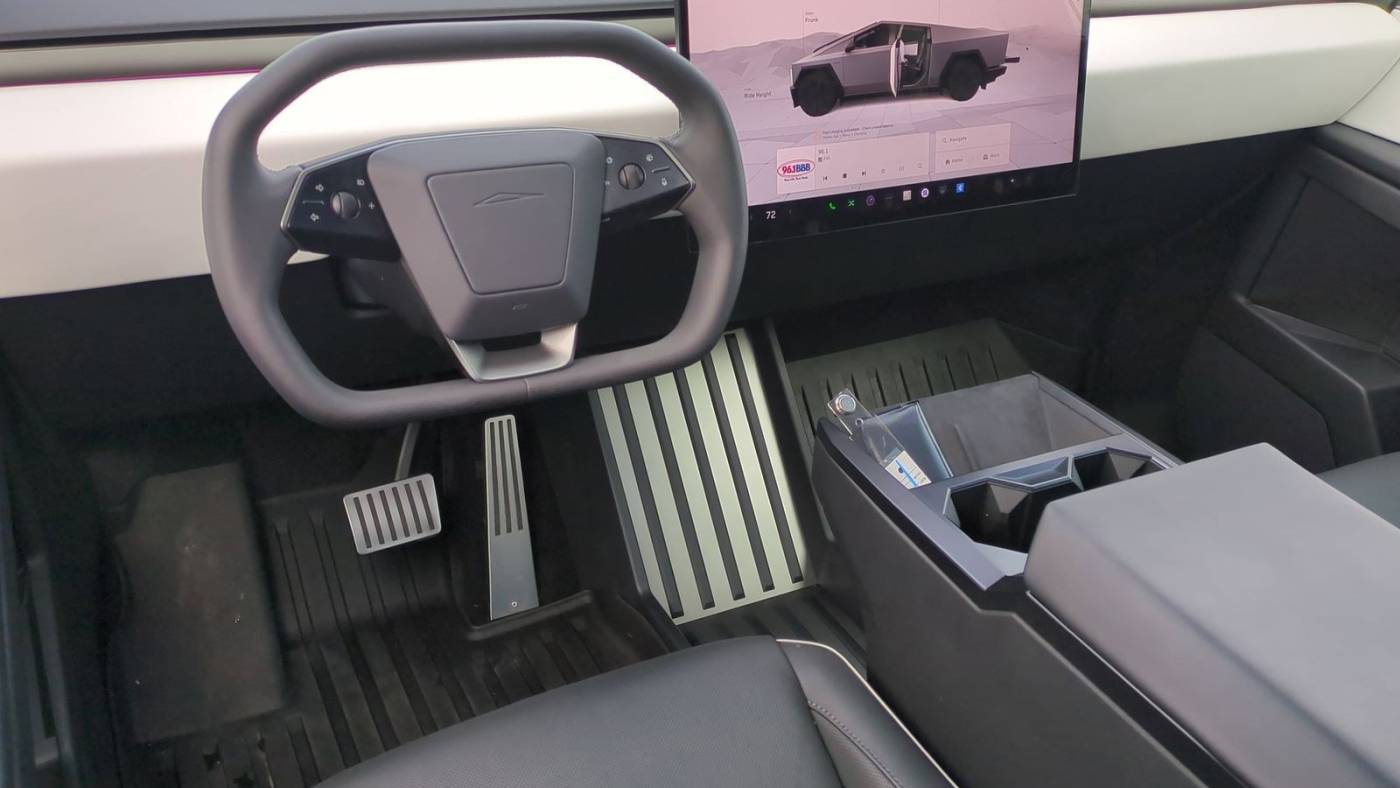2024 Tesla Cybertruck 7G2CEHED6RA014065