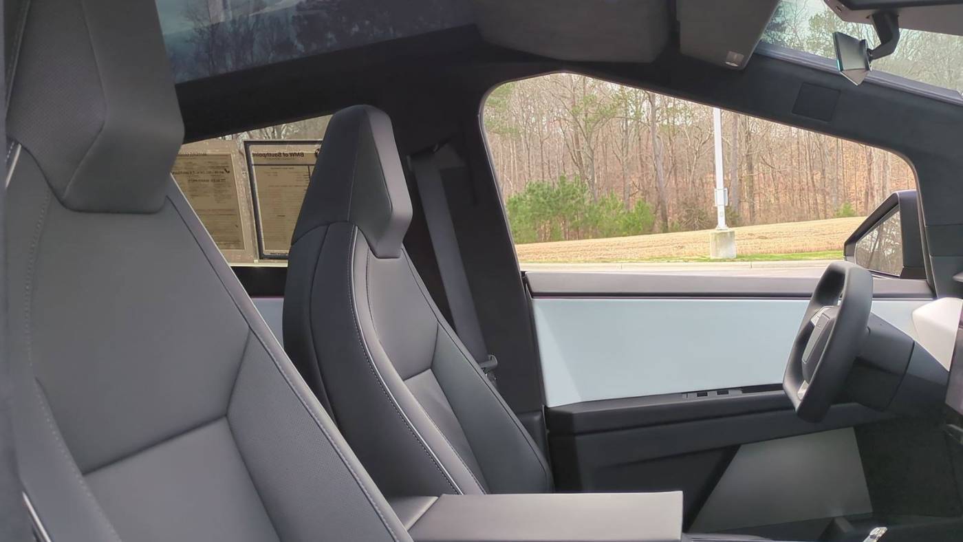 2024 Tesla Cybertruck 7G2CEHED6RA014065