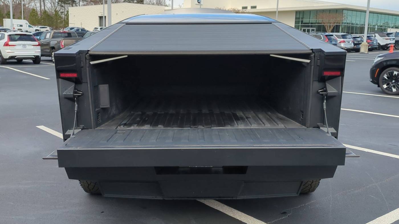 2024 Tesla Cybertruck 7G2CEHED6RA014065