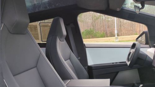 2024 Tesla Cybertruck 7G2CEHED6RA014065