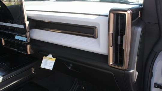 2024 GMC HUMMER EV SUV 1GKB0NDE8RU106332