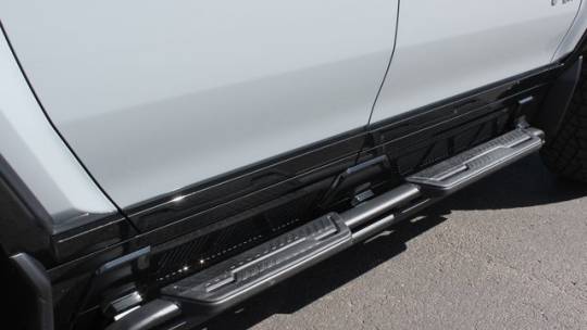 2024 GMC HUMMER EV SUV 1GKB0NDE8RU106332