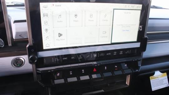 2024 GMC HUMMER EV SUV 1GKB0NDE8RU106332