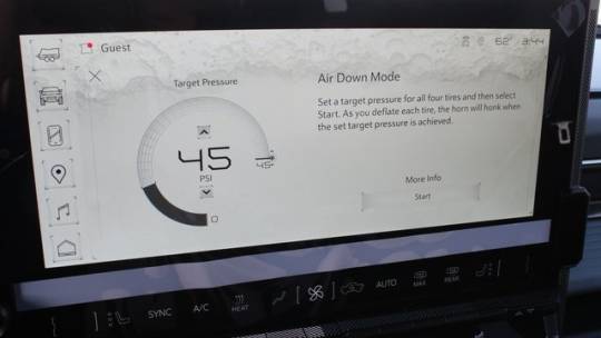 2024 GMC HUMMER EV SUV 1GKB0NDE8RU106332