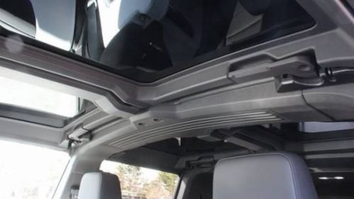 2024 GMC HUMMER EV SUV 1GKB0NDE8RU106332