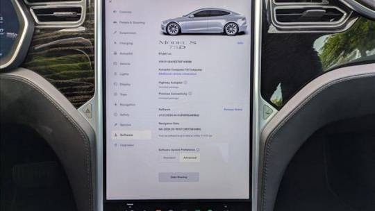 2016 Tesla Model S 5YJSA1E27GF141696