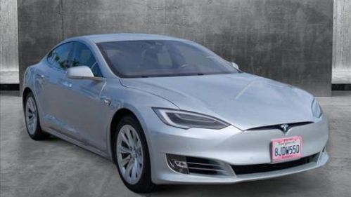 2016 Tesla Model S 5YJSA1E27GF141696