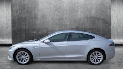 2016 Tesla Model S 5YJSA1E27GF141696