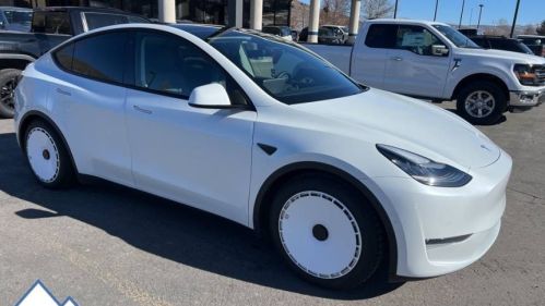 2021 Tesla Model Y 5YJYGDEE7MF067146