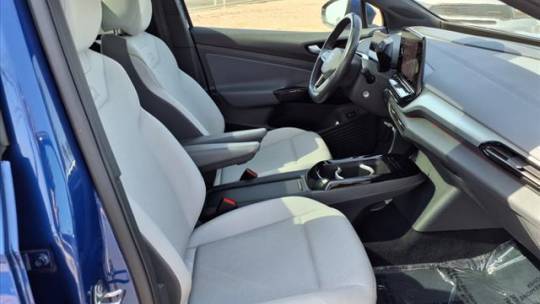 2022 Volkswagen ID.4 WVGTMPE26NP036404