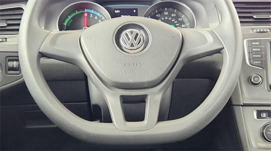 2016 Volkswagen e-Golf WVWKP7AU4GW913074