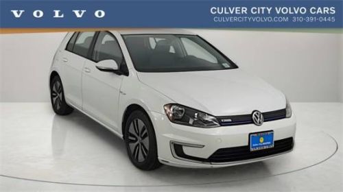 2016 Volkswagen e-Golf WVWKP7AU4GW913074