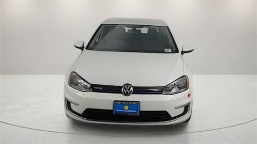 2016 Volkswagen e-Golf WVWKP7AU4GW913074