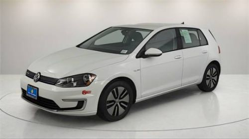 2016 Volkswagen e-Golf WVWKP7AU4GW913074