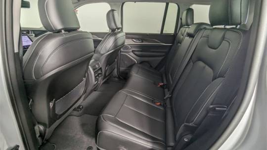 2024 Jeep Grand Cherokee 1C4RJYB69R8957648