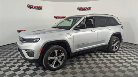 2024 Jeep Grand Cherokee 1C4RJYB69R8957648