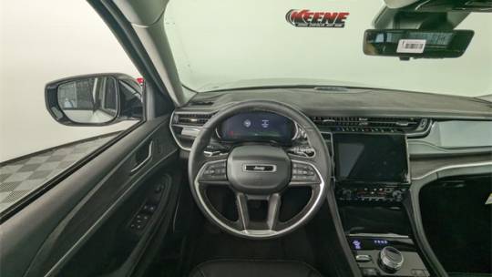 2024 Jeep Grand Cherokee 1C4RJYB69R8957648