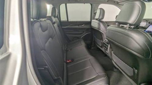 2024 Jeep Grand Cherokee 1C4RJYB69R8957648