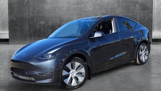 2024 Tesla Model Y 7SAYGDED0RF018436