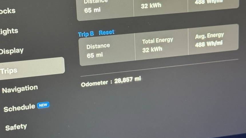 2022 Tesla Model X 7SAXCBE5XNF364086