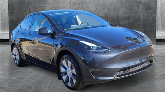 2024 Tesla Model Y 7SAYGDED0RF018436