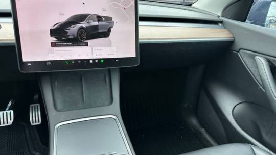 2022 Tesla Model Y 7SAYGDEFXNF508765