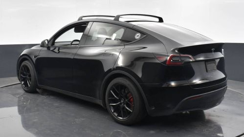 2022 Tesla Model Y 7SAYGDEF5NF568288