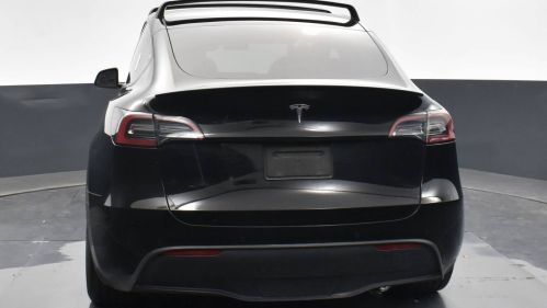 2022 Tesla Model Y 7SAYGDEF5NF568288