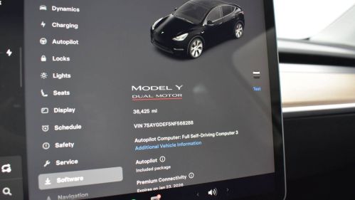 2022 Tesla Model Y 7SAYGDEF5NF568288